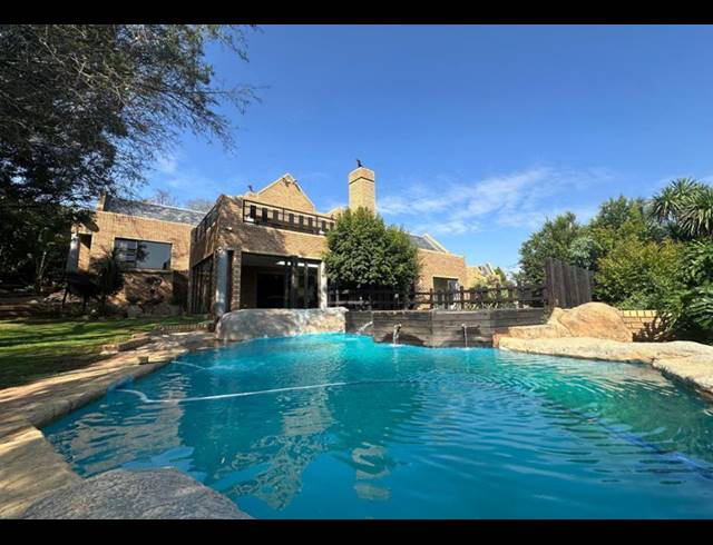 5 BEDROOM HOUSE FOR SALE IN MEYERSDAL